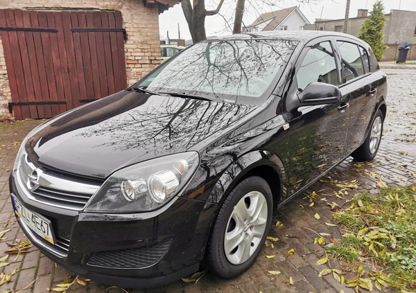 Opel Astra cena 17500 przebieg: 243080, rok produkcji 2011 z Ostróda małe 704